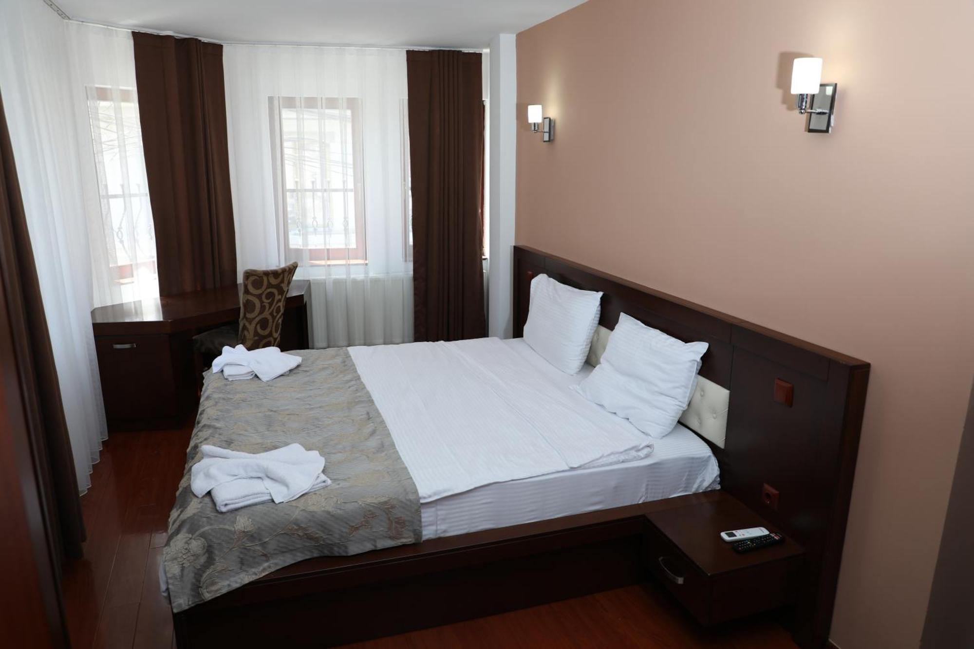 Bruti Hotel Prizren Exterior foto