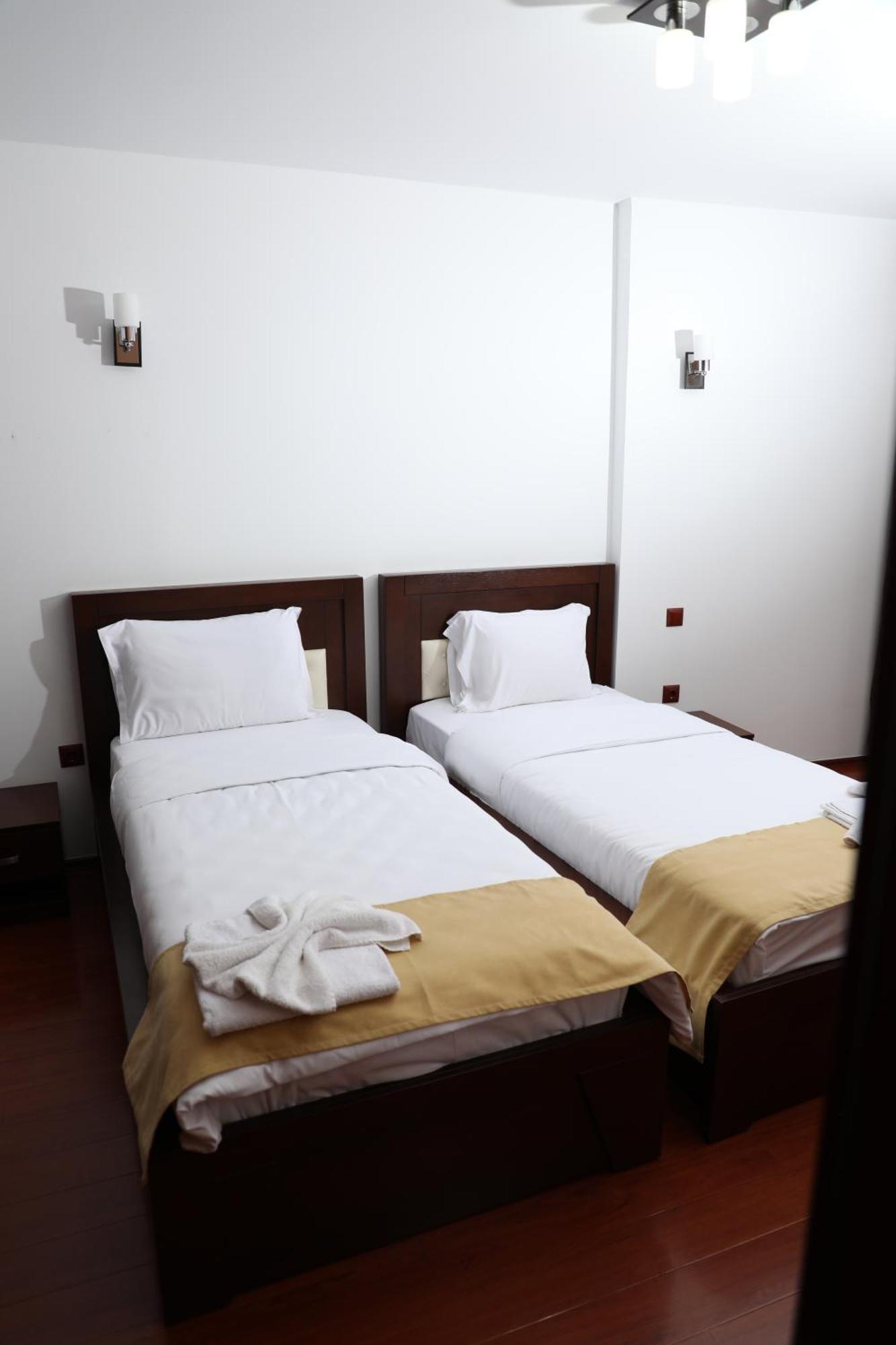 Bruti Hotel Prizren Exterior foto